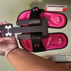 Under armour slides
